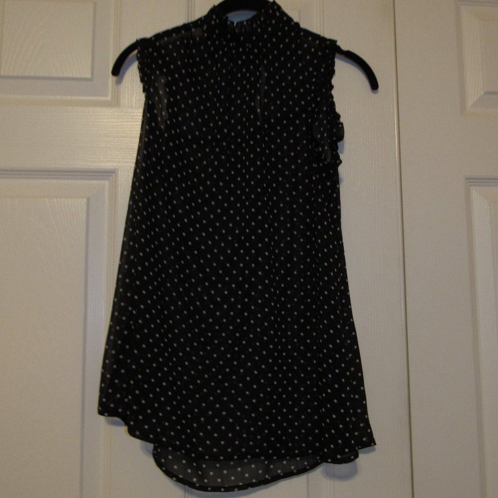 Who What Wear 100% Polyester Black Polka Dot Sheer Ruffled Top XS